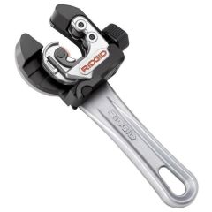 Ridgid 32573 Model 118 2-w-1 AUTOFEED™ obcinacz rur do przestrzeni zamkniętych 6-28 mm